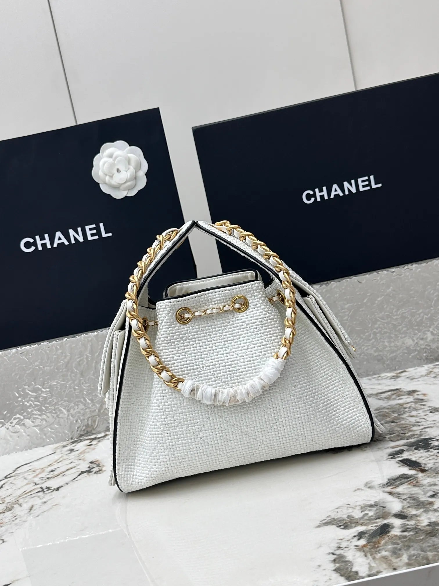 CC 25 PEQUEÑO BLANCA RAFFIA