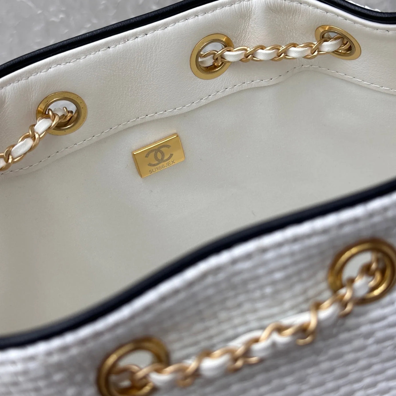 CC 25 PEQUEÑO BLANCA RAFFIA