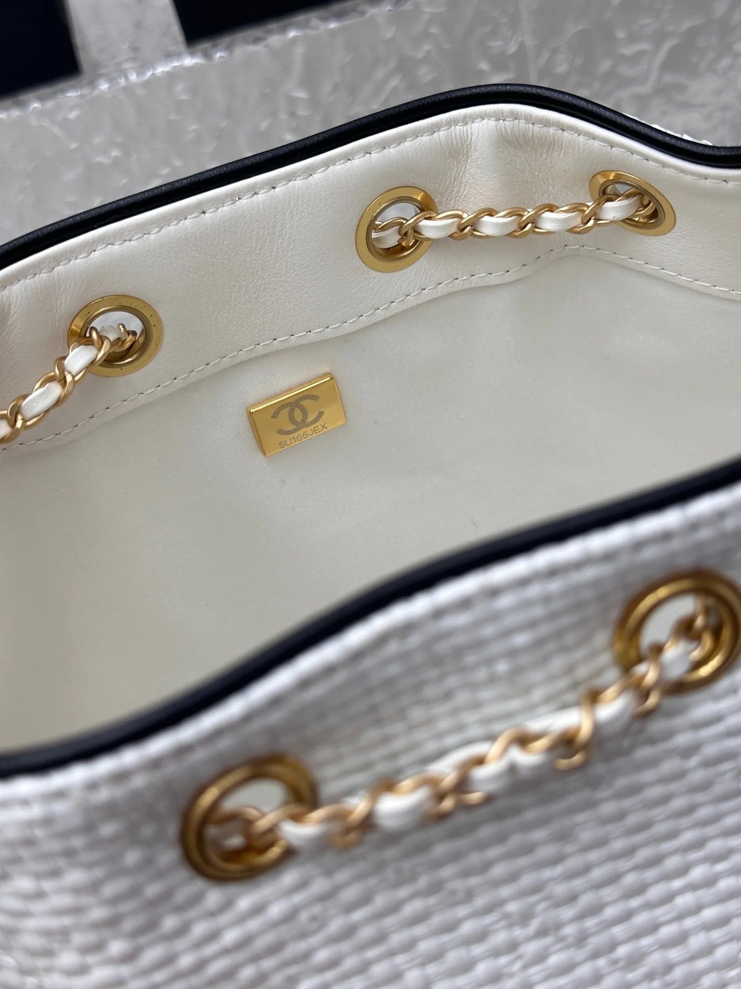CC 25 PEQUEÑO BLANCA RAFFIA