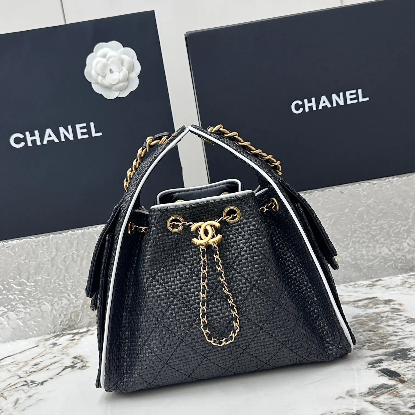 CC 25 PEQUEÑO RAFFIA NEGRO