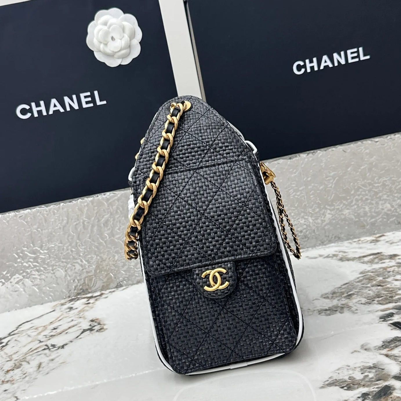 CC 25 PEQUEÑO RAFFIA NEGRO