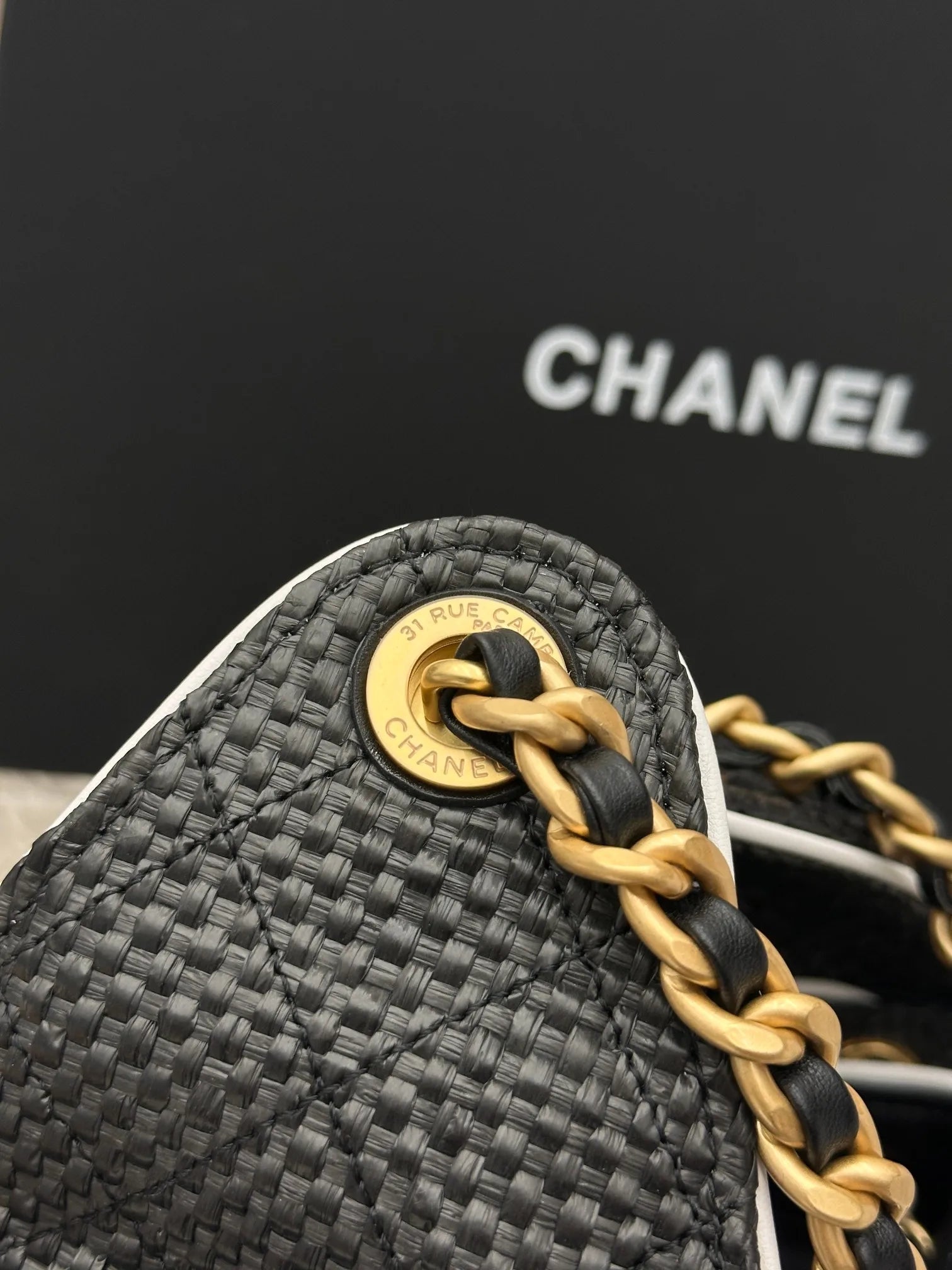 CC 25 PEQUEÑO RAFFIA NEGRO