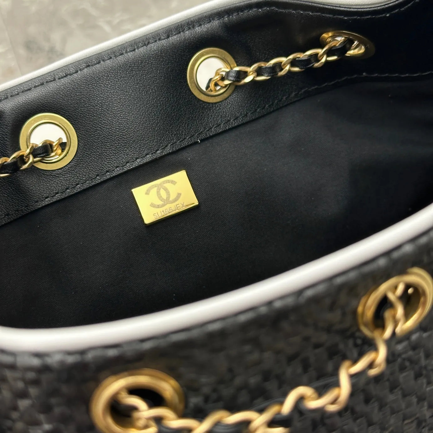CC 25 PEQUEÑO RAFFIA NEGRO