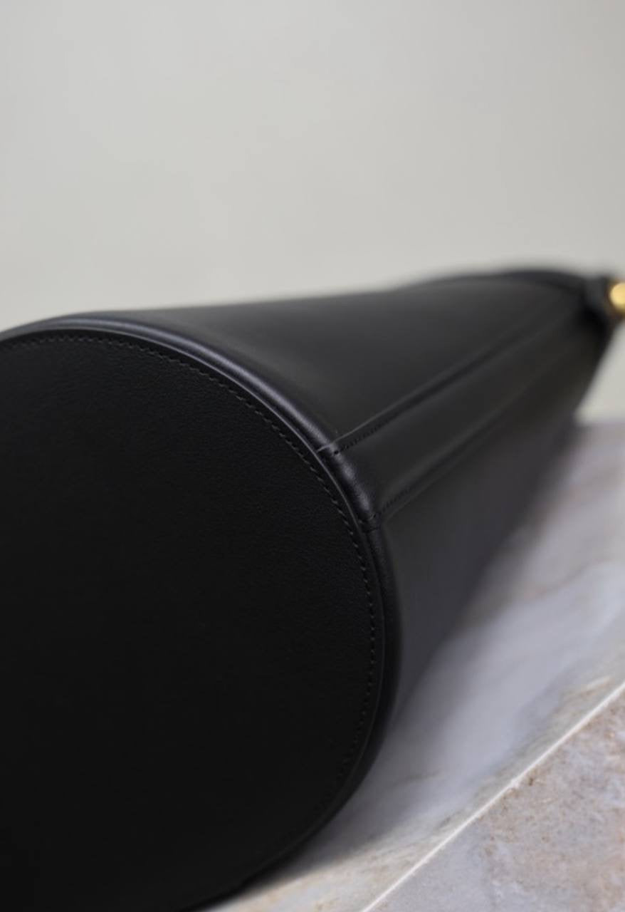 YL Y TOP HANDLE BUCKET