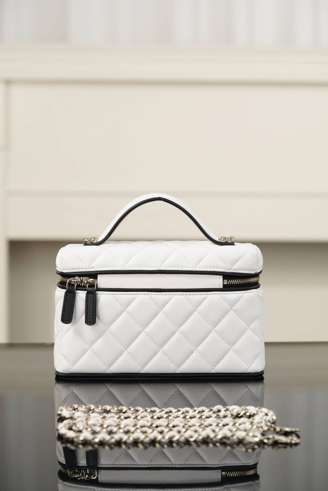 CC VANITY BLANCO