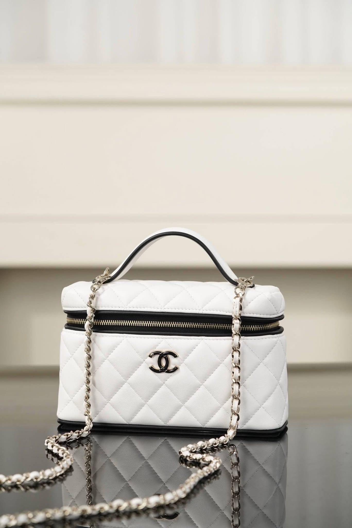 CC VANITY BLANCO