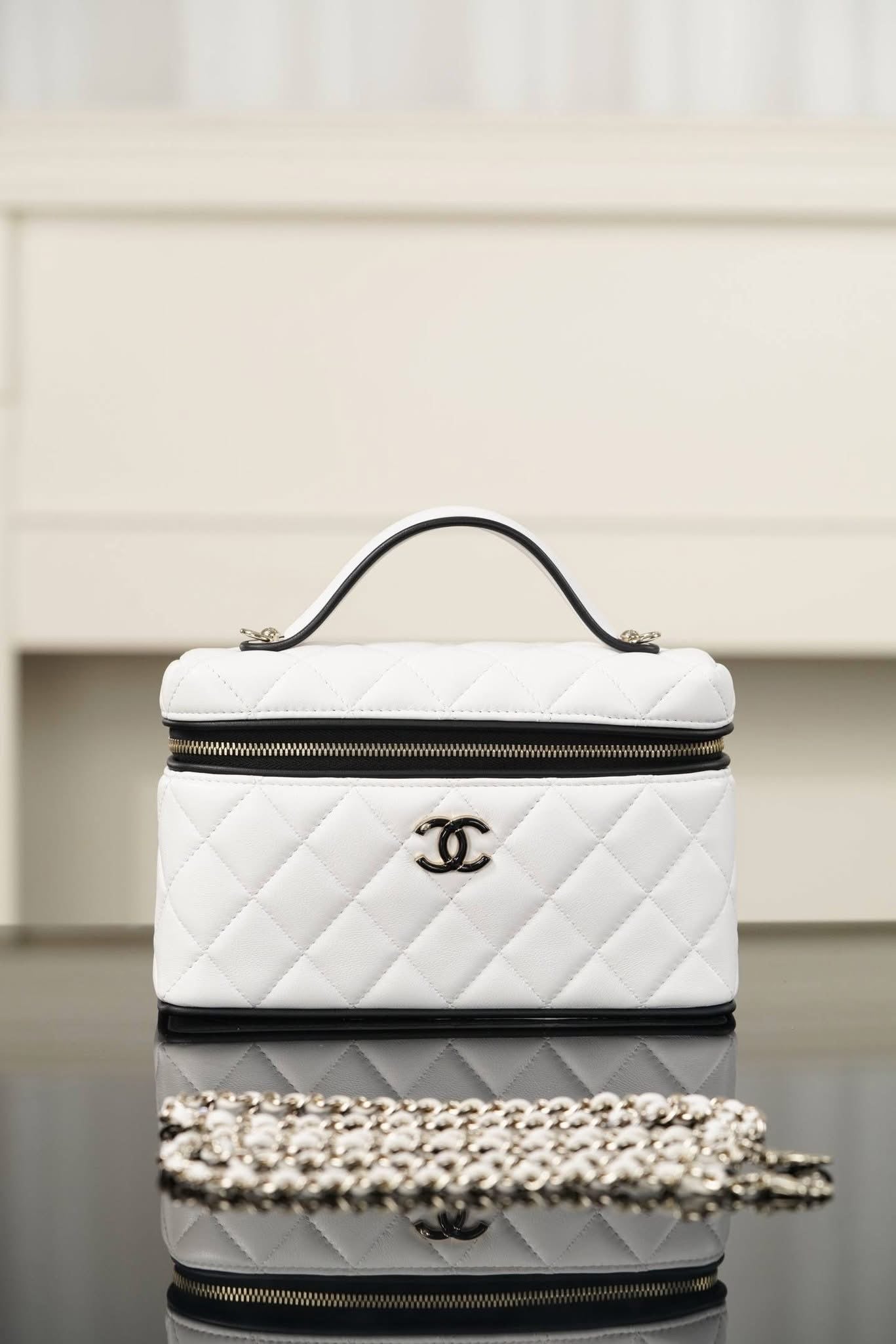 CC VANITY BLANCO