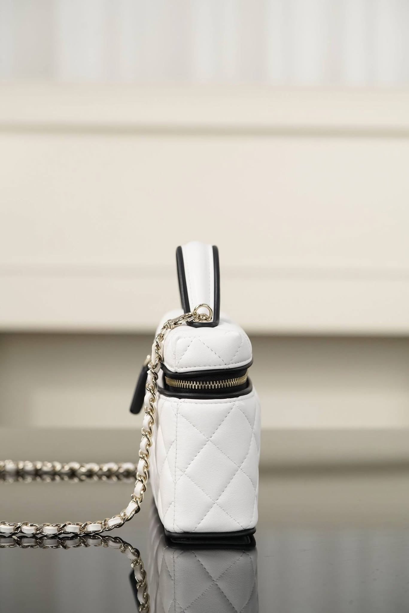 CC VANITY BLANCO